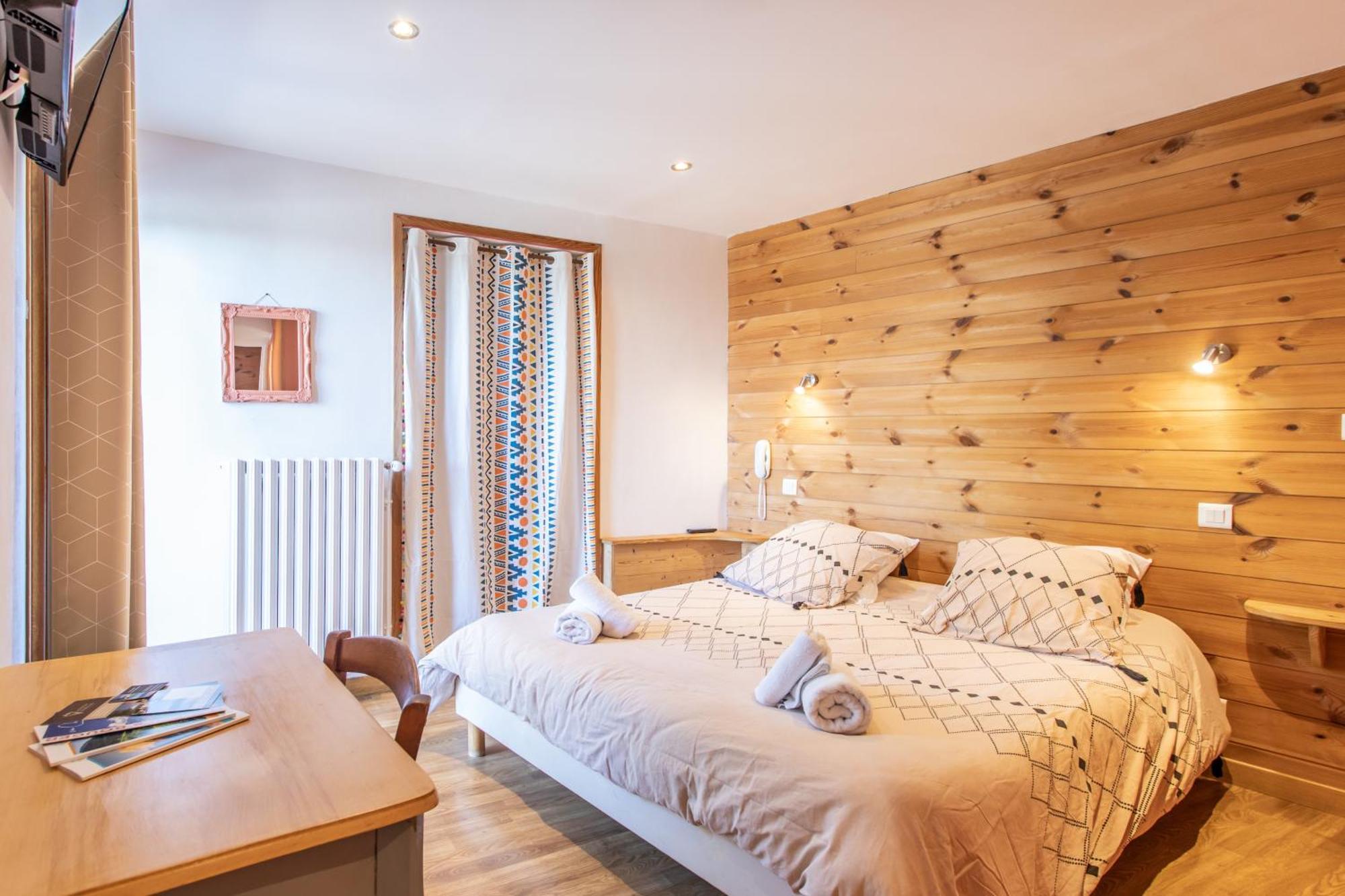 Auberge Le Vieux Chaillol Saint-Michel-de-Chaillol الغرفة الصورة