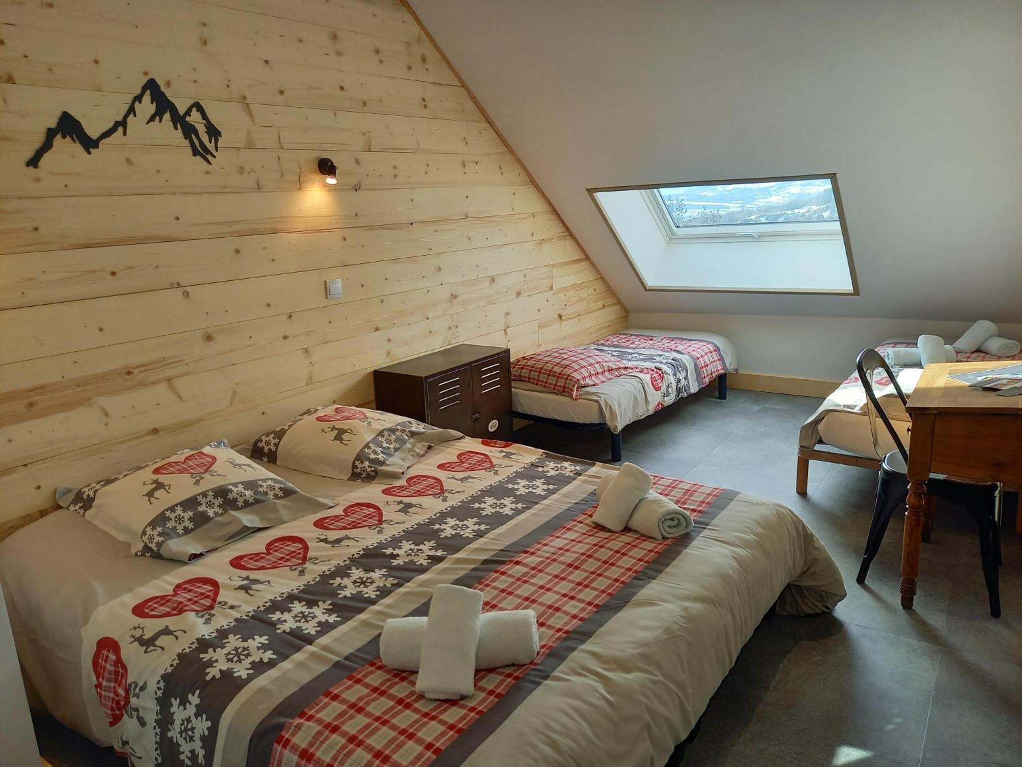 Auberge Le Vieux Chaillol Saint-Michel-de-Chaillol الغرفة الصورة